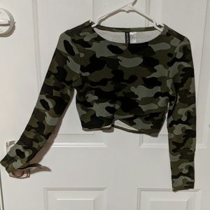 Camo crop top
